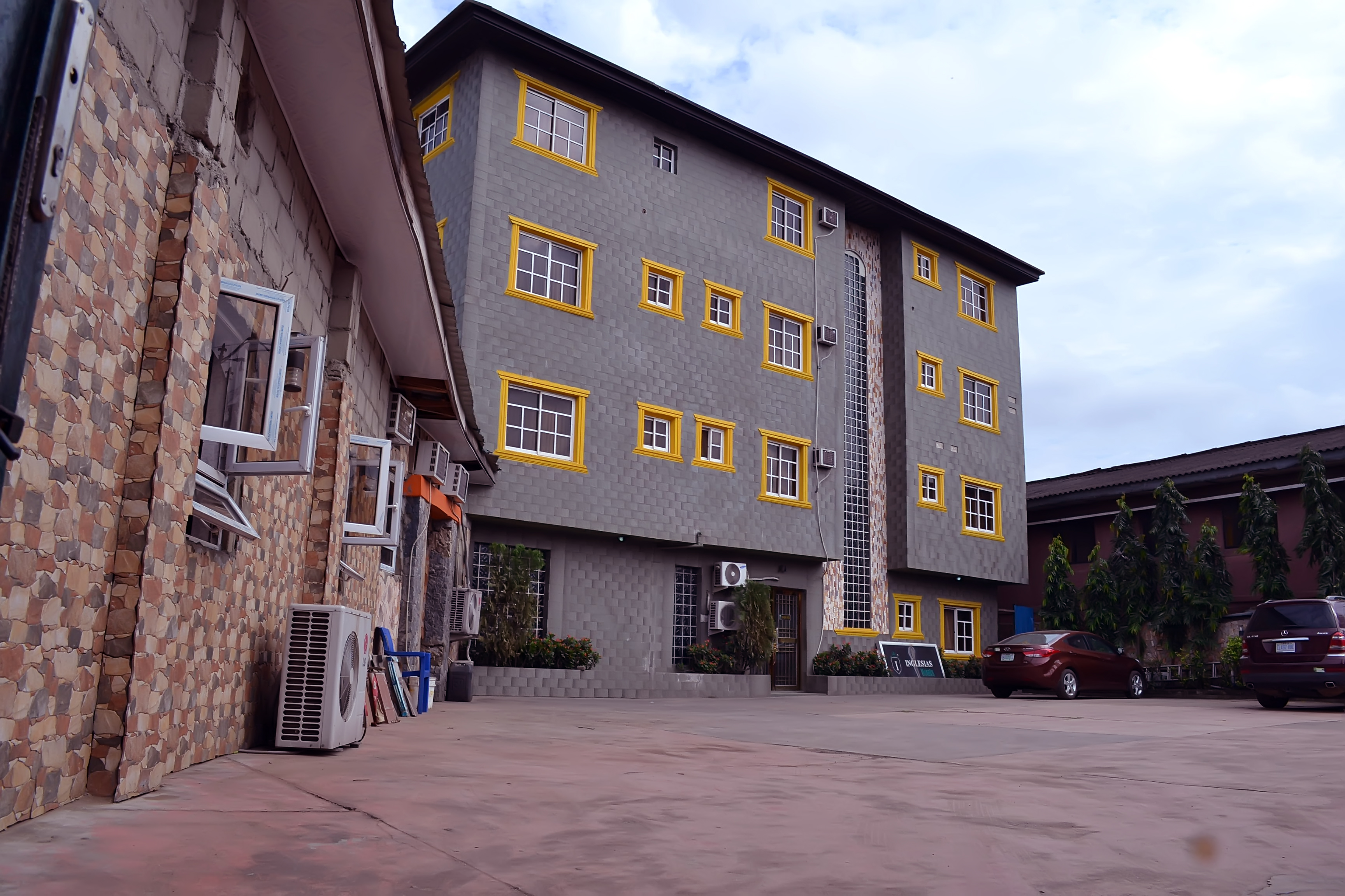 Inglesias Hotels Surulere Lagos, Nigeria