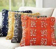 24% Discount on Throw Pillows - 4 Pieces